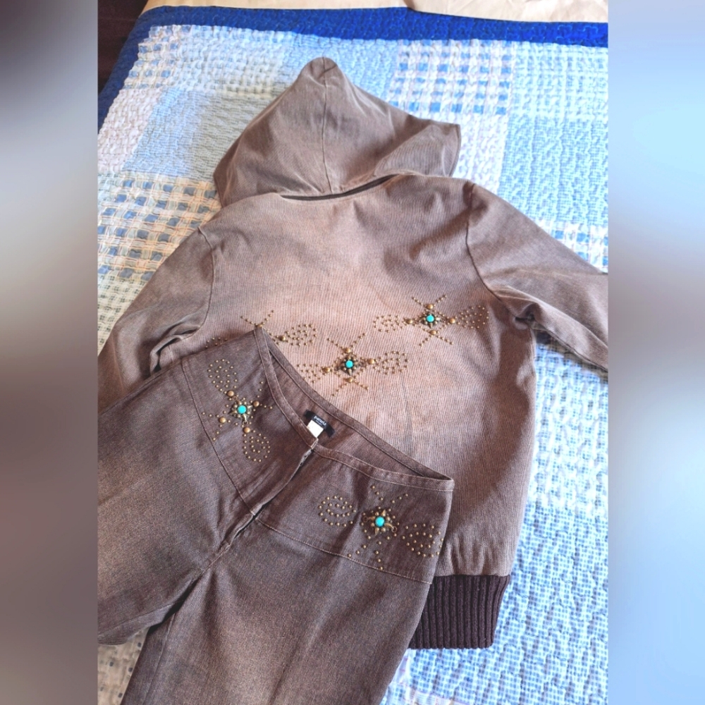 Italian Made Women's Casual Brown Zip-Up Jacket and pants